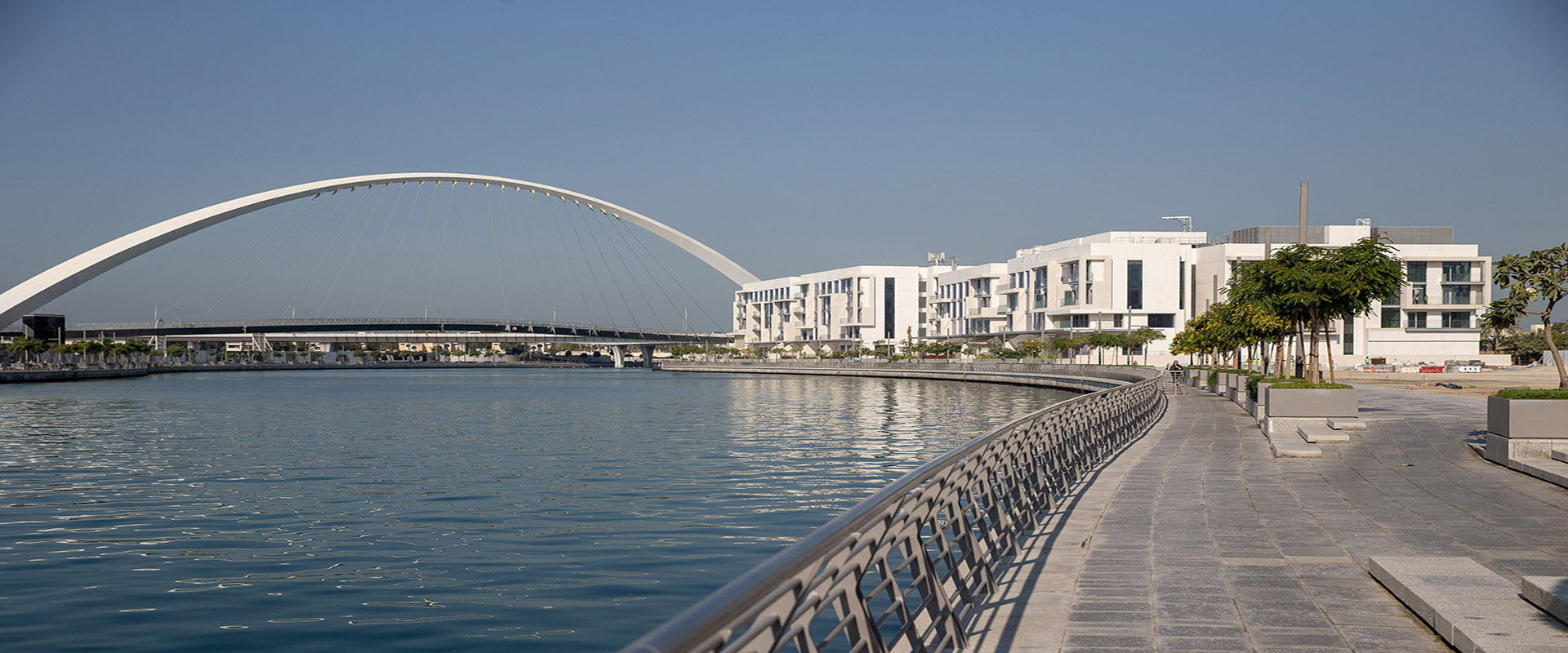 Canal Front Residence - Building 1 and 2 Bridge