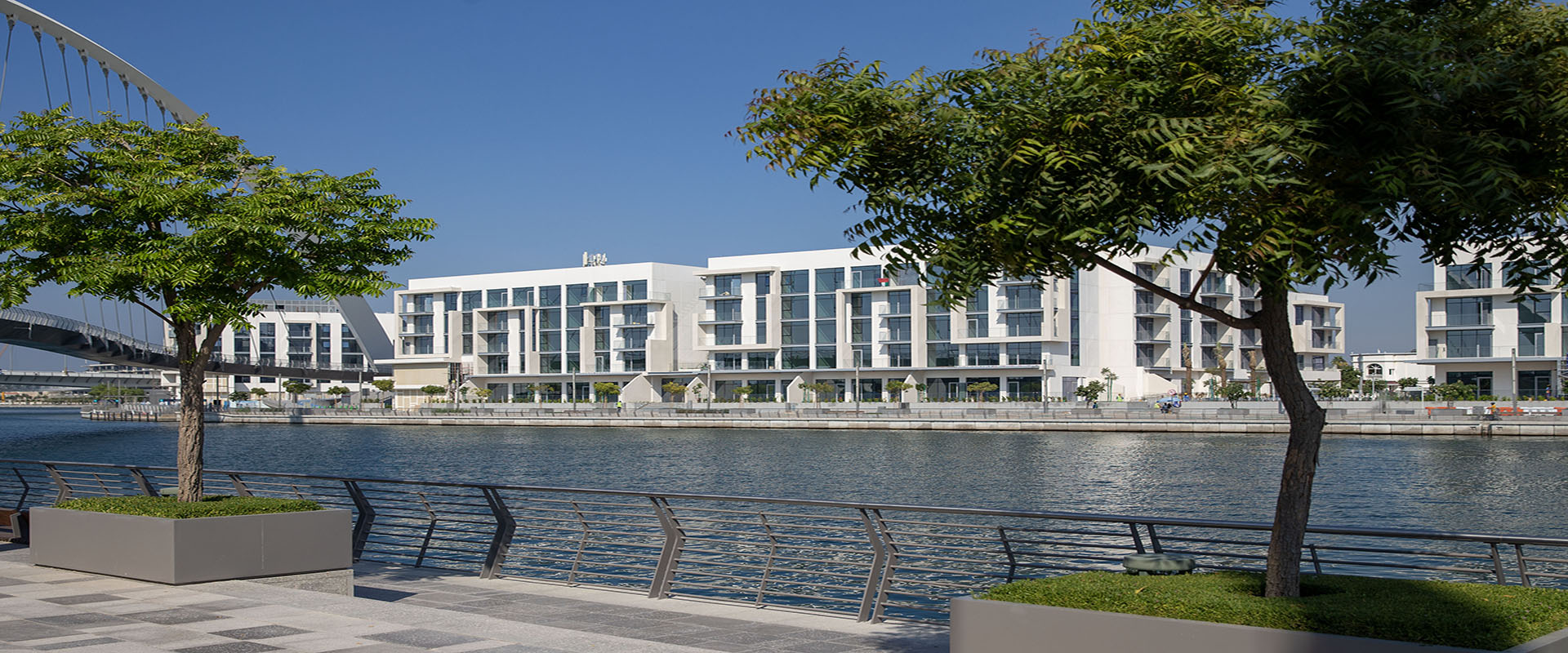 Canal Front Residence - Building 1 and 2 Outdoor